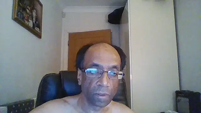 Snapshot of rauncher1 chatting on September 17, 8:05 am rauncher1 online show from September 17, 8:05 am