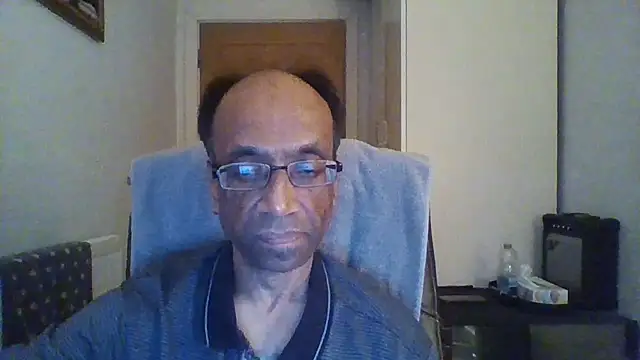 Snapshot of rauncher1 chatting on September 25, 10:57 pm rauncher1 online show from September 25, 10:57 pm