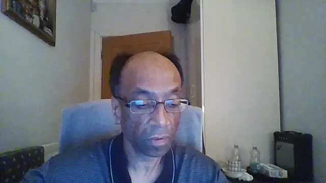 Snapshot of rauncher1 chatting on September 26, 11:42 pm rauncher1 online show from September 26, 11:42 pm