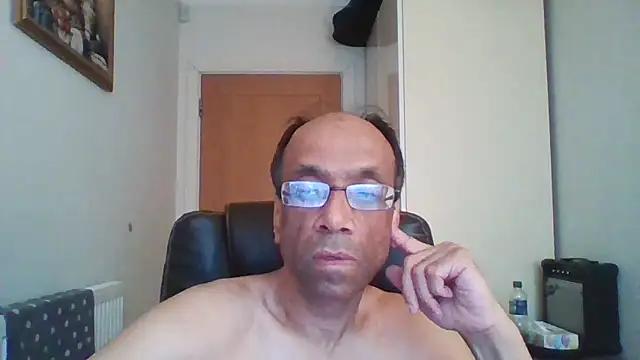 Snapshot of rauncher1 chatting on September 29, 10:53 am rauncher1 online show from September 29, 10:53 am