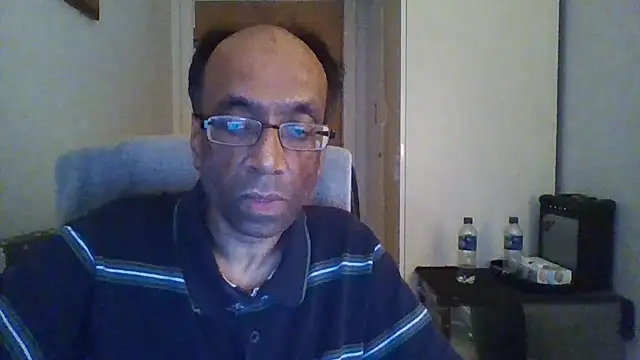 Snapshot of rauncher1 chatting on October 9, 10:52 pm rauncher1 online show from October 9, 10:52 pm