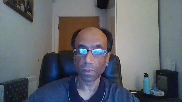 rauncher1 online show from December 17, 9:26 am