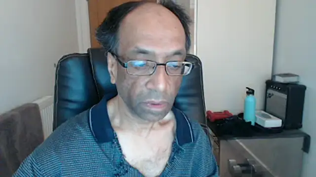 rauncher1 online show from March 19, 9:02 am