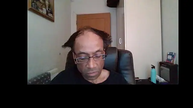 Snapshot of rauncher1 chatting on June 29, 10:15 am rauncher1 online show from June 29, 10:15 am
