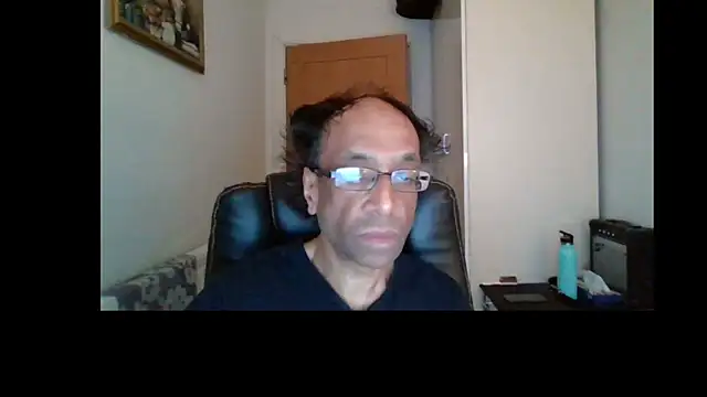 Snapshot of rauncher1 chatting on July 7, 8:07 am rauncher1 online show from July 7, 8:07 am