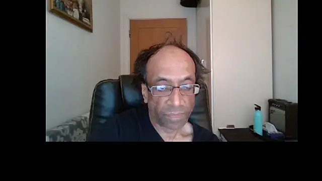 Snapshot of rauncher1 chatting on July 8, 10:20 am rauncher1 online show from July 8, 10:20 am