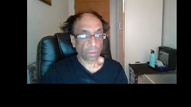 Snapshot of rauncher1 chatting on July 10, 8:07 am rauncher1 online show from July 10, 8:07 am