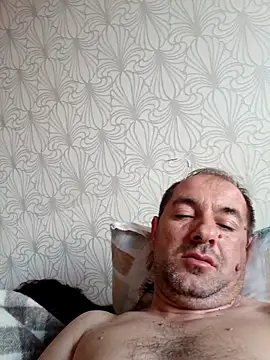 Snapshot of Venelin_ruse chatting on May 1, 3:22 am Venelin ruse online show from May 1, 3:22 am