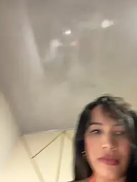 SQUIRTINGQUEEN11 online show from April 11, 2:38 am