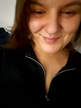 Cutegirlforyou online show from January 9, 11:13 am