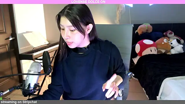 Snapshot of minarocket_ chatting on December 6, 4:06 pm minarocket online show from December 6, 4:06 pm