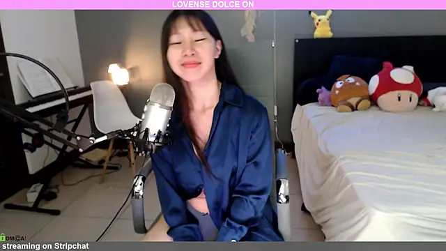 Snapshot of minarocket_ chatting on November 23, 4:51 pm minarocket online show from November 23, 4:51 pm