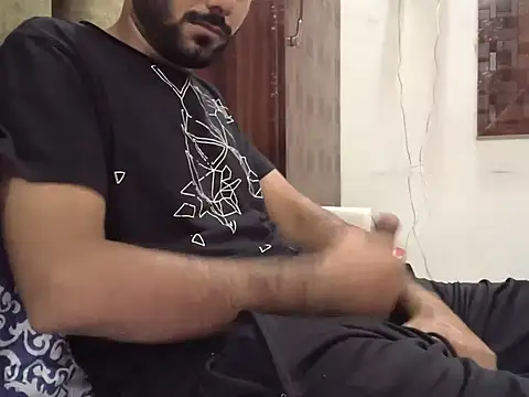 Snapshot of brownie_cake_cb chatting on October 15, 5:57 pm brownie cake cb online show from October 15, 5:57 pm