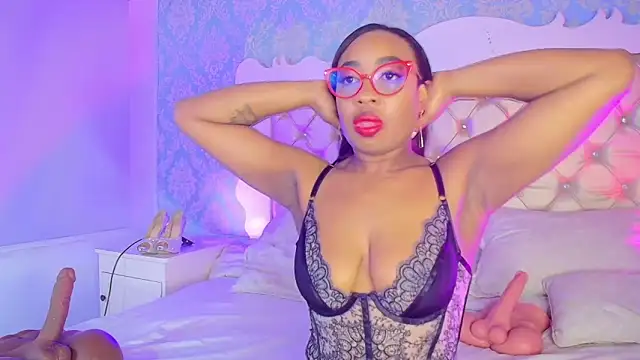 CaseyMoon online show from April 2, 12:36 pm