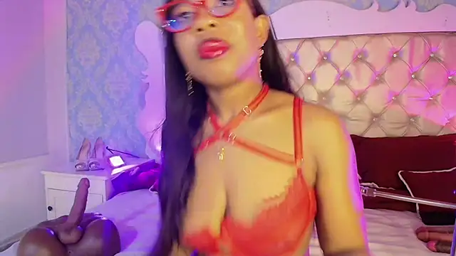 Snapshot of CaseyMoon chatting on May 16, 12:15 pm CaseyMoon online show from May 16, 12:15 pm