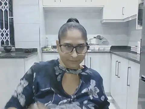 Snapshot of Indiankushy chatting on June 30, 5:47 pm Indiankushy online show from June 30, 5:47 pm