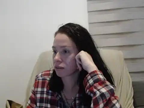 Venusluxodomme online show from March 2, 7:15 am