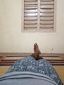 Snapshot of raj6fe chatting on February 8, 1:42 am raj6fe online show from February 8, 1:42 am