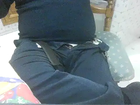 polloiw online show from December 6, 9:24 pm