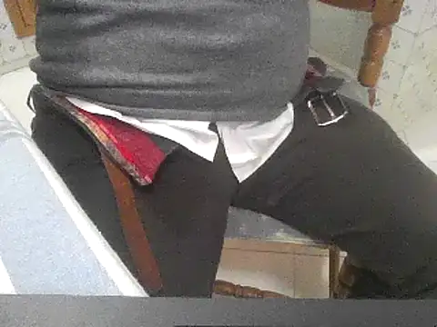 polloiw online show from March 7, 4:22 pm