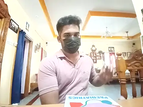 Snapshot of luckyloki chatting on February 20, 4:39 am luckyloki online show from February 20, 4:39 am