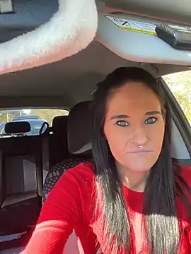 lolabunny9 online show from January 14, 7:32 pm