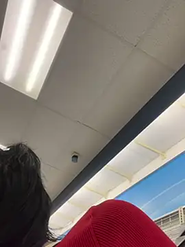 lolabunny9 online show from January 30, 6:00 pm