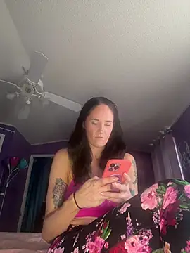 lolabunny9 online show from February 12, 4:11 pm