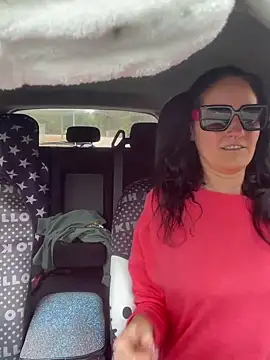 lolabunny9 online show from February 12, 7:13 pm