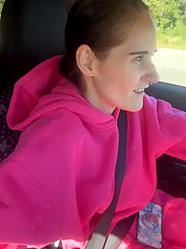 lolabunny9 online show from October 15, 2:28 pm