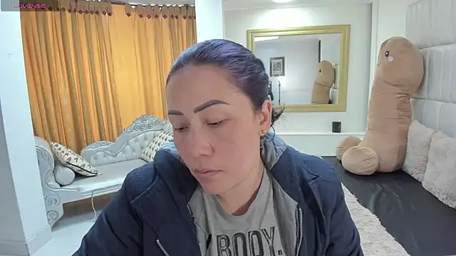 gaby trent online show from March 25, 3:40 pm