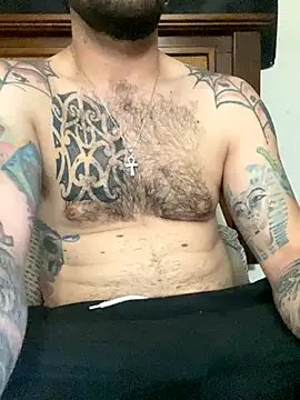 Snapshot of pose14 chatting on September 13, 10:59 am pose14 online show from September 13, 10:59 am