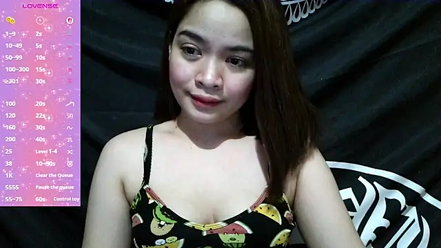 Snapshot of _preciousmoira_ chatting on May 7, 3:56 am preciousmoira online show from May 7, 3:56 am