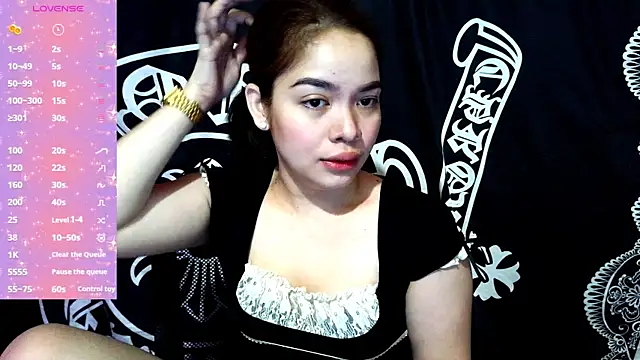 Snapshot of _preciousmoira_ chatting on May 13, 2:53 am preciousmoira online show from May 13, 2:53 am