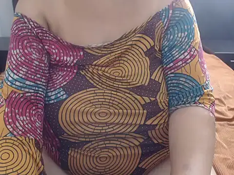 XHotJuicyBootyXX online show from April 18, 12:09 pm