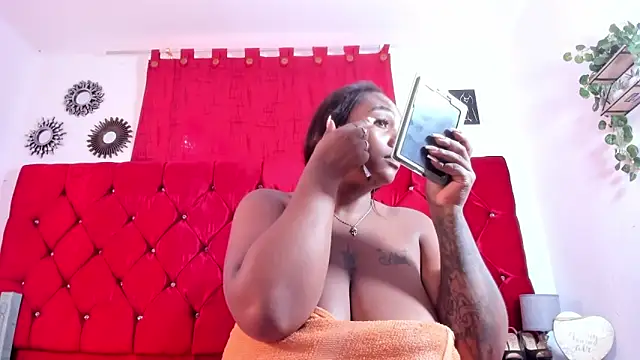 harleyevaans online show from September 24, 12:41 pm