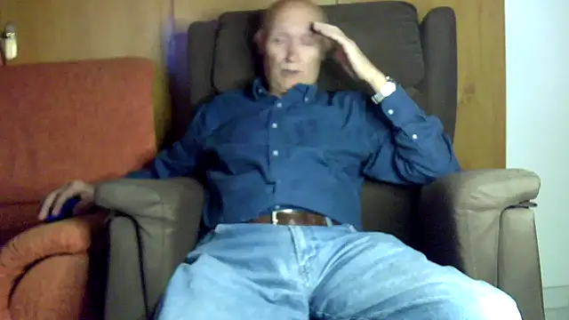 Snapshot of Josepigual007 chatting on December 27, 4:54 pm Josepigual007 online show from December 27, 4:54 pm