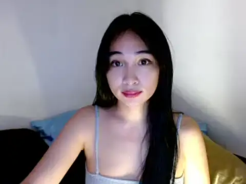 SweetLilly 18 online show from March 3, 5:20 am