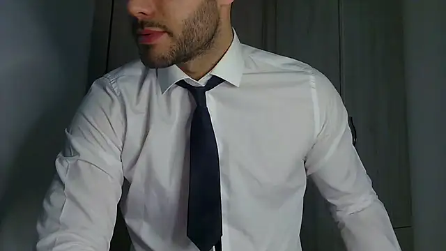 Snapshot of Justynn1 chatting on April 8, 10:21 pm Justynn1 online show from April 8, 10:21 pm