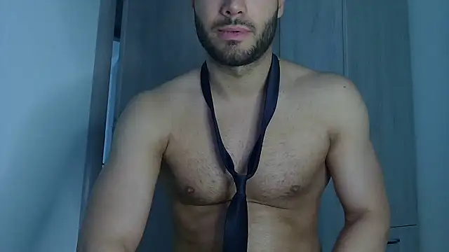 Snapshot of Justynn1 chatting on May 21, 3:57 am Justynn1 online show from May 21, 3:57 am