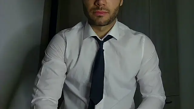 Snapshot of Justynn1 chatting on May 21, 9:44 pm Justynn1 online show from May 21, 9:44 pm
