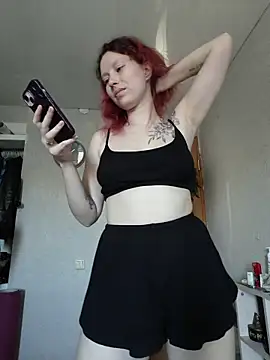 Frost foxy online show from April 9, 6:30 am