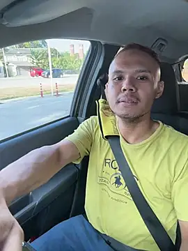 Snapshot of EllisZlatan chatting on March 2, 10:11 am EllisZlatan online show from March 2, 10:11 am