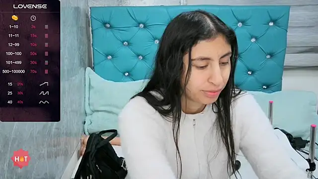 MAARYMOON online show from December 4, 11:08 am