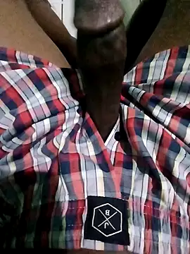 Thato09024573 online show from May 3, 3:40 pm