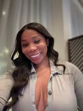 Snapshot of Belle___ chatting on February 23, 2:51 am Belle    online show from February 23, 2:51 am
