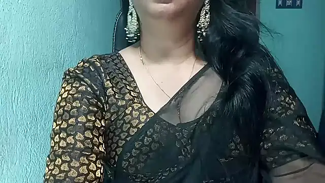 Snapshot of YourModhu chatting on April 25, 5:43 pm YourModhu online show from April 25, 5:43 pm