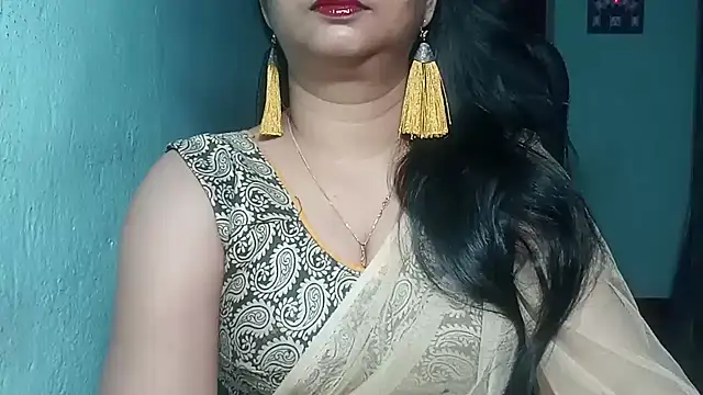 Snapshot of YourModhu chatting on May 19, 6:03 pm YourModhu online show from May 19, 6:03 pm