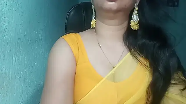 Snapshot of YourModhu chatting on May 21, 5:31 pm YourModhu online show from May 21, 5:31 pm