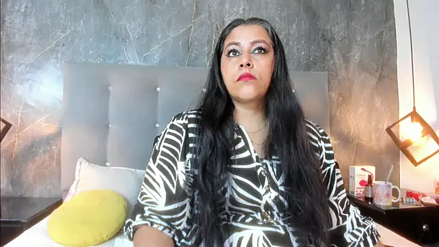 SexxyPamela online show from April 10, 7:18 pm